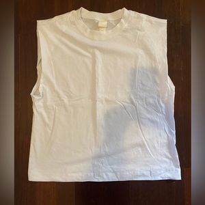 H&M white padded shoulder tank size small